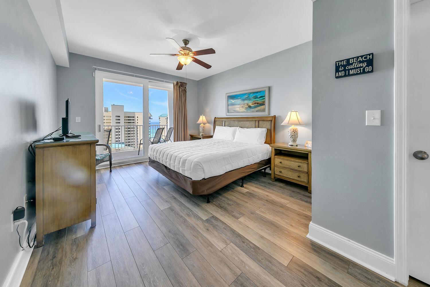 Laketown Wharf 806