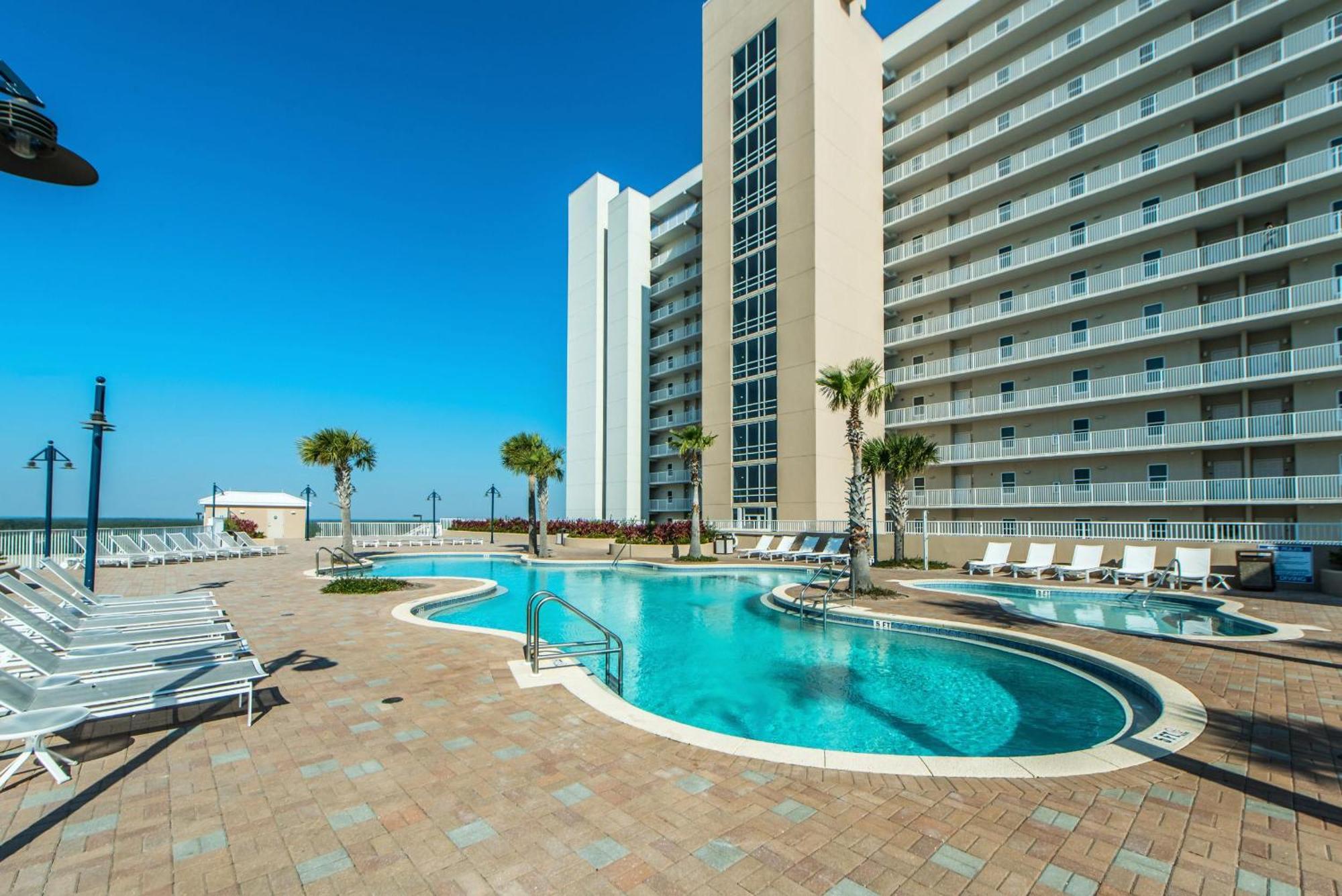 Laketown Wharf 806 Holiday home *